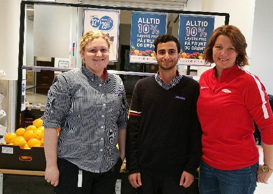 PÅ REMA 1000: Mustafa Salamat jobber på Rema 1000.