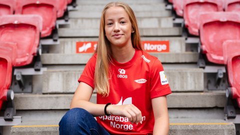 Maren Johnsen blir historisk – har signert A-lagskontrakt
